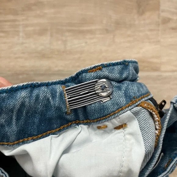 Mini Boden Boy’s Medium Vintage Denim Straight Leg Jeans - Size 11 - Picture 4 of 7